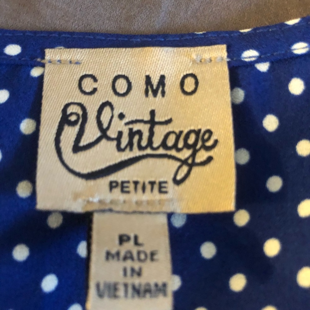 Polka dot shirt. With ruffles and side tie. - Picture 4 of 6